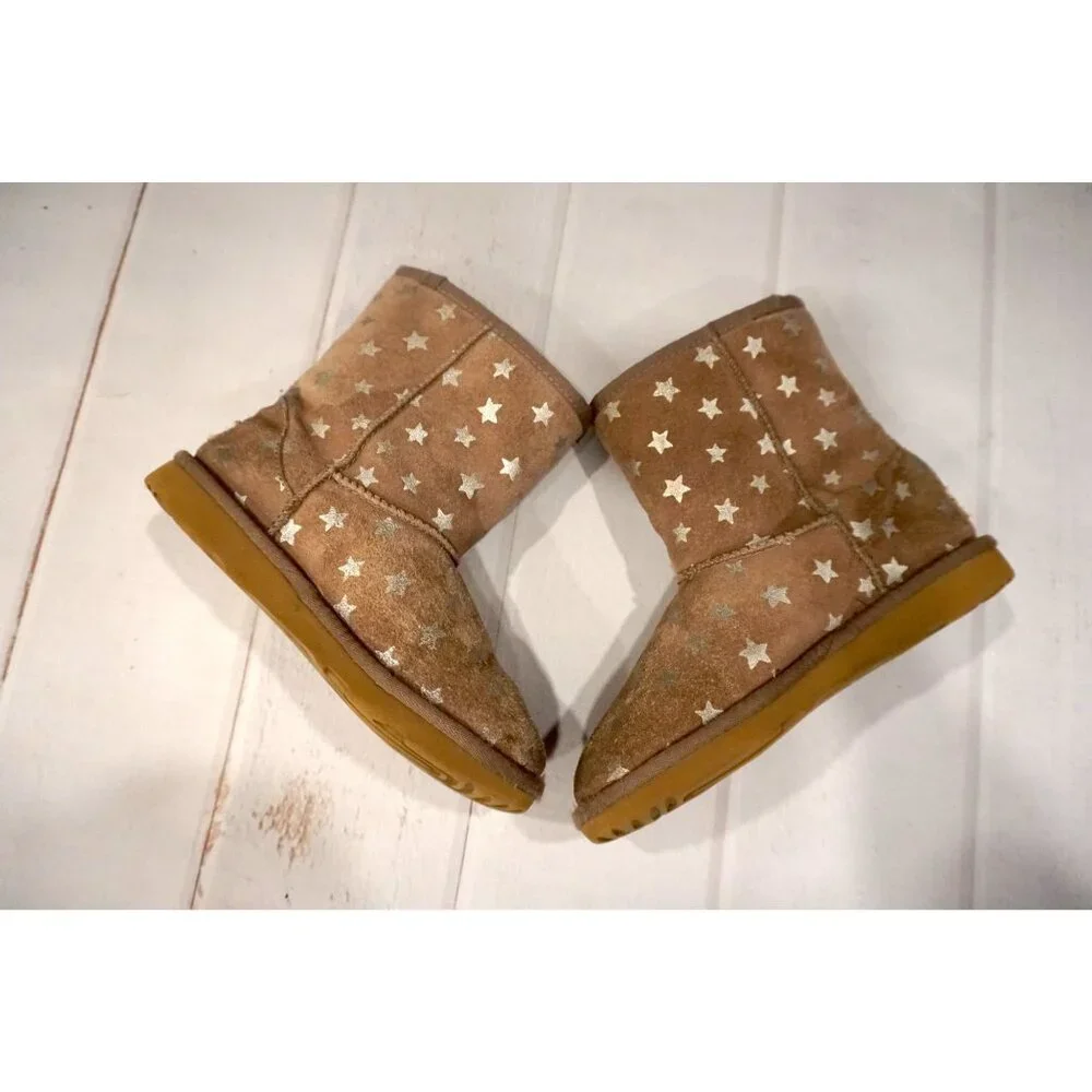 Ugg Brown Suede Star Print Girls Boots – Size 2 - Picture 10 of 13